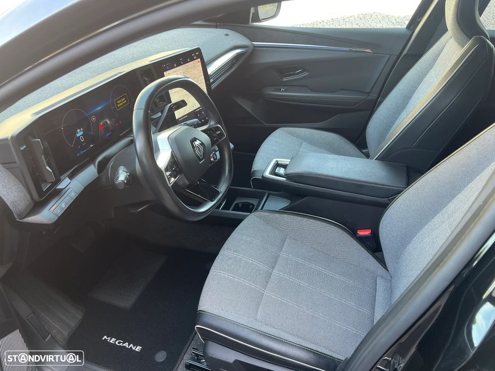 Renault Mégane E-Tech 220 Comfort Range Iconic - 27