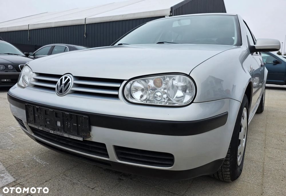 Volkswagen Golf 1.4 Comfortline - 2