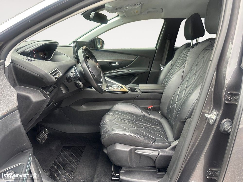 Peugeot 5008 1.5 BlueHDi Allure Pack EAT8 - 9