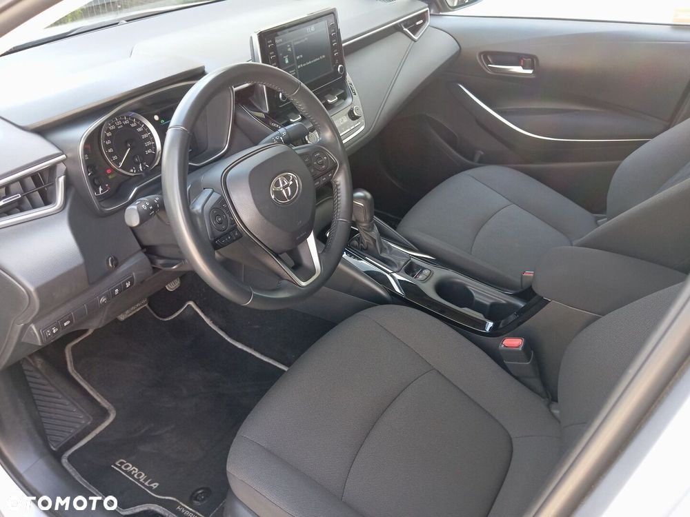 Toyota Corolla 1.8 Hybrid Comfort - 10