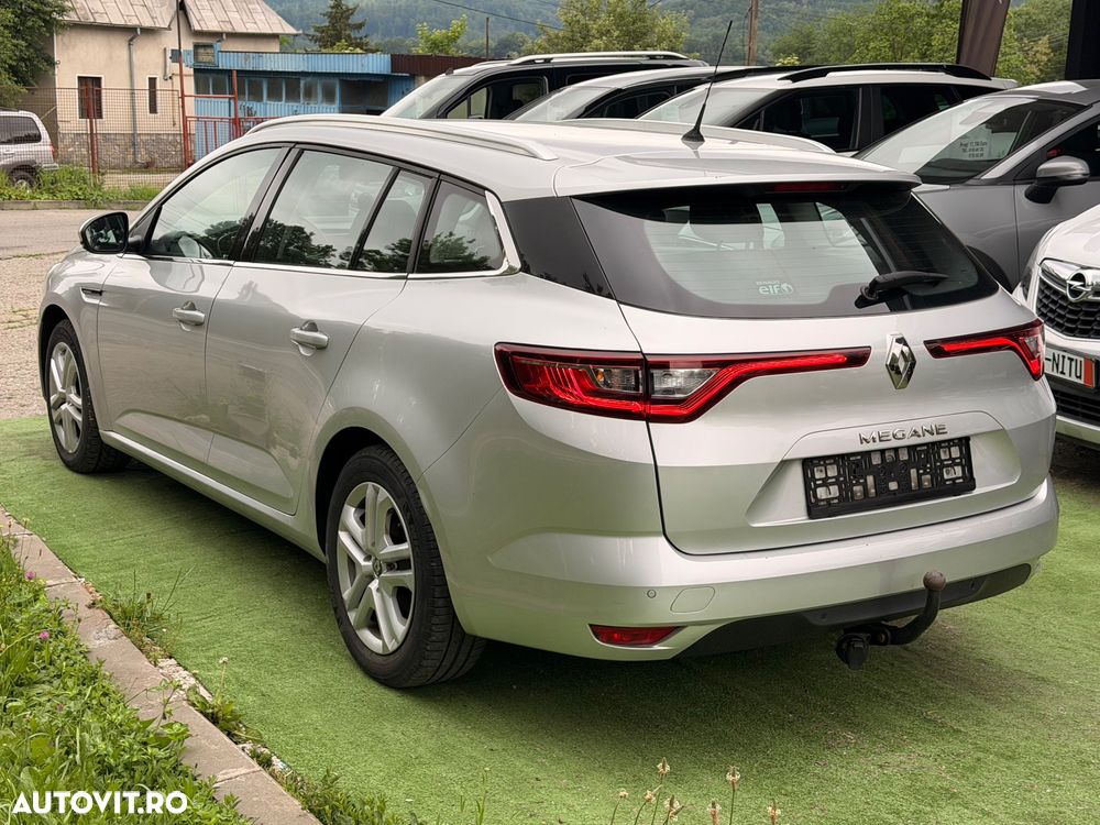 Renault Megane - 10