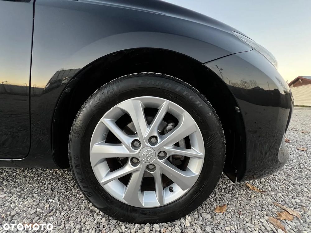 Toyota Auris 1.6 Dynamic - 34