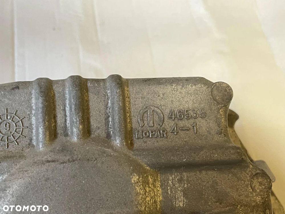 Łapa silnika JEEP COMPAS II  P68252999AC - 2