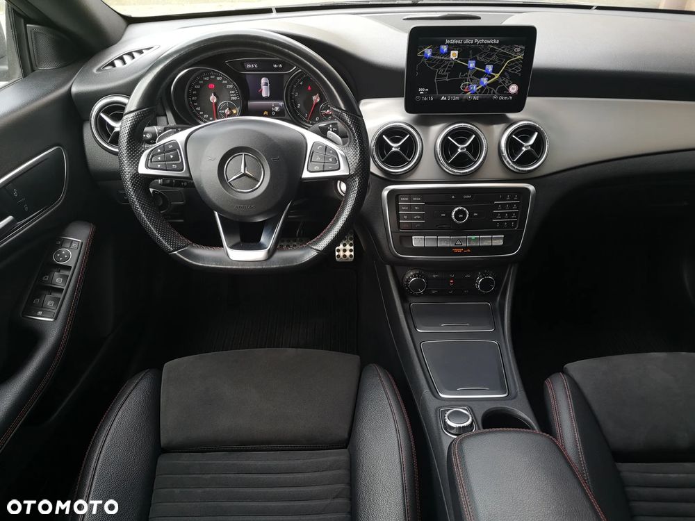 Mercedes-Benz CLA 180 7G-DCT AMG Line - 11