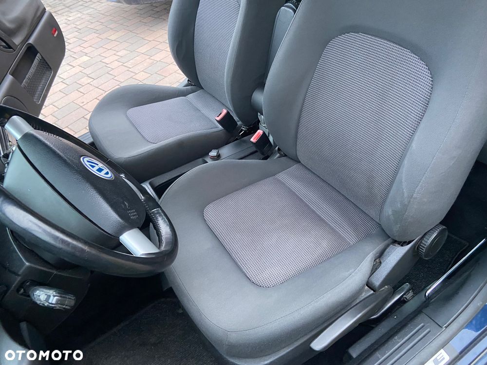 Volkswagen New Beetle 1.6 - 19