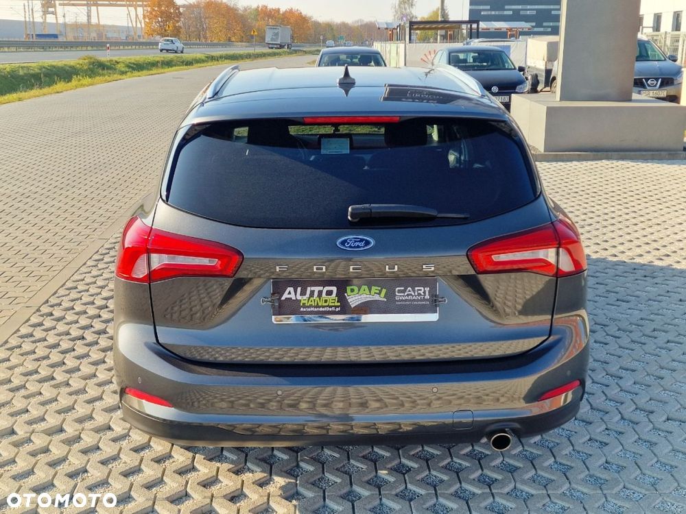 Ford Focus SW - 36