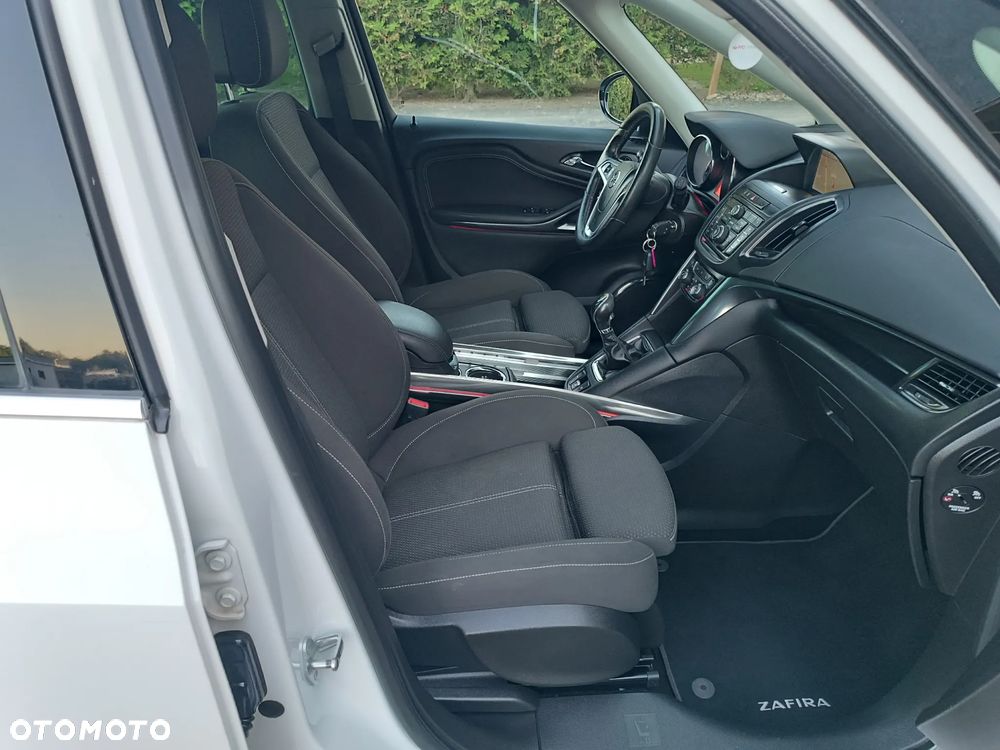 Opel Zafira 1.4 Turbo Edition - 17