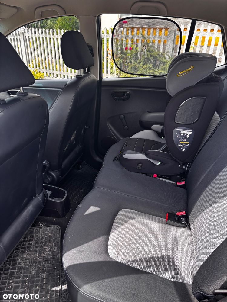 Hyundai i10 1.1 - 5