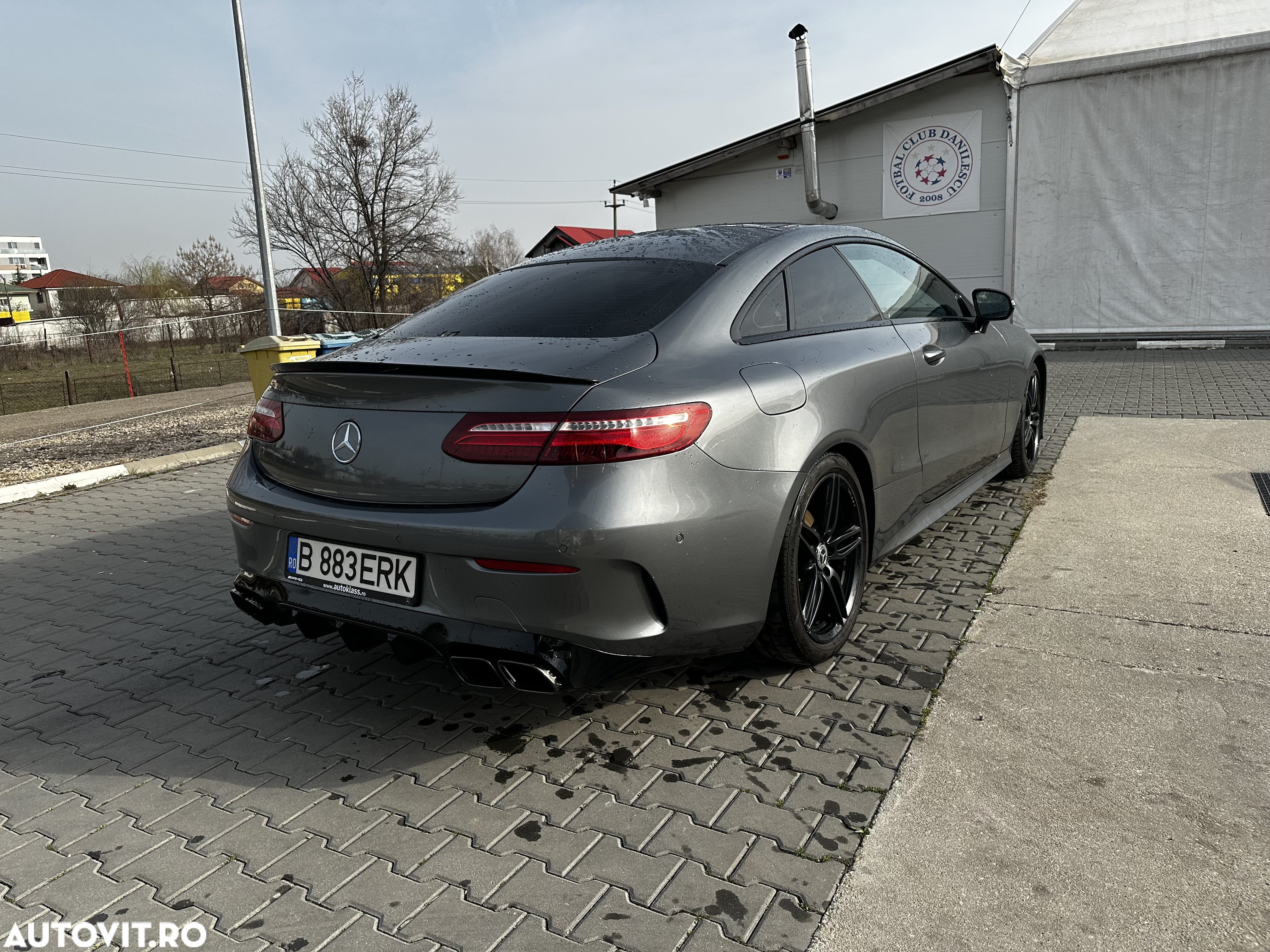 Mercedes-Benz E 220 d Coupe Aut. - 4