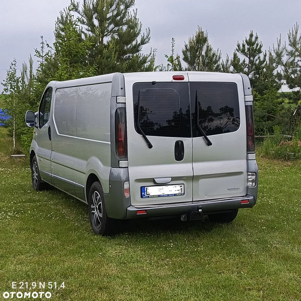 Renault Trafic - 25