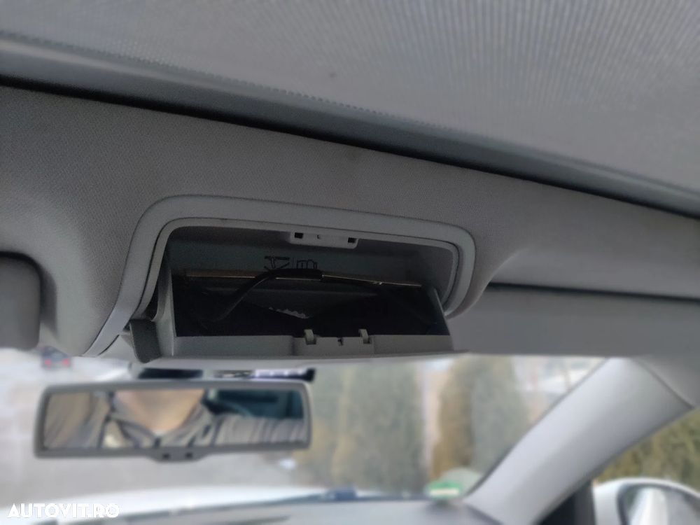 Volkswagen Tiguan - 25