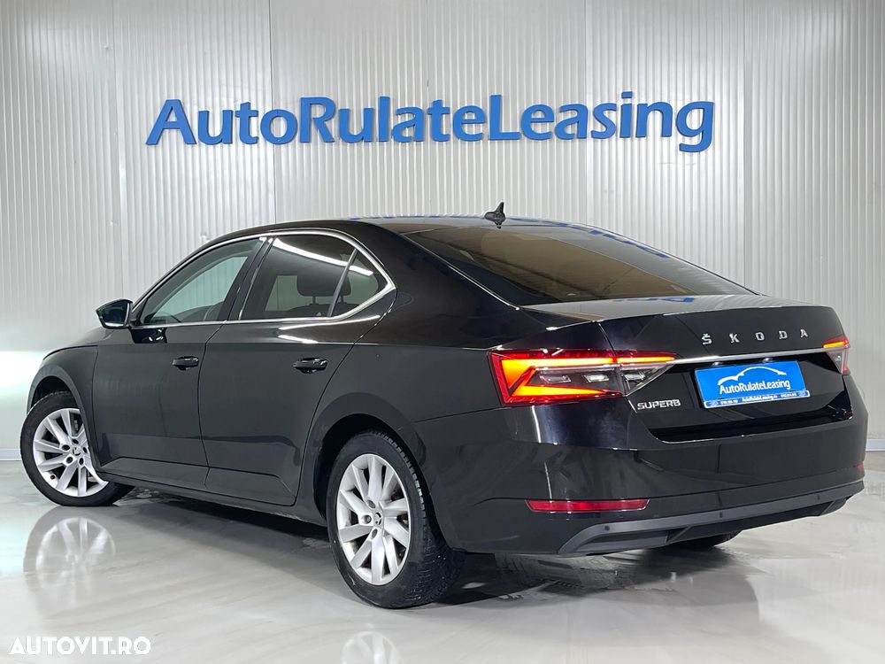 Skoda Superb 2.0 TDI DSG Ambition - 4