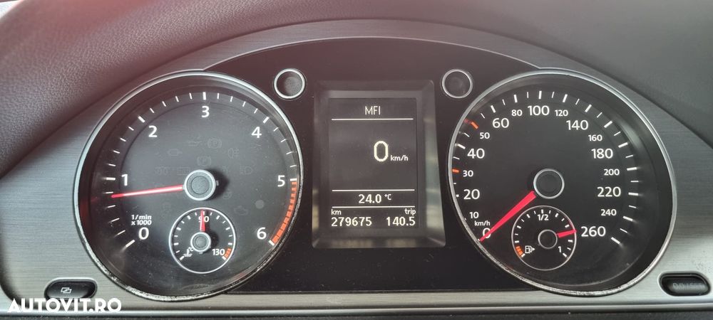 Volkswagen Passat - 10