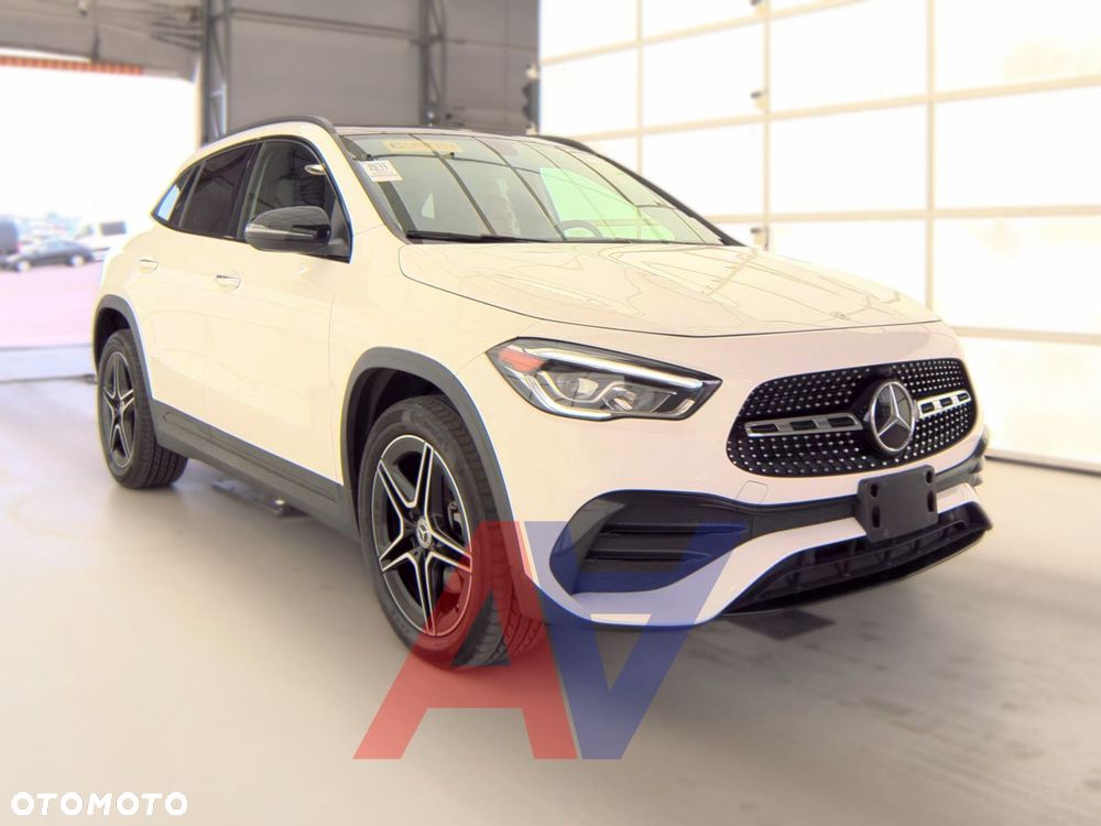 Mercedes-Benz GLA 250 4-Matic AMG Line - 1