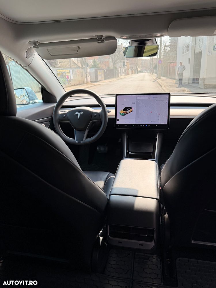 Tesla Model 3 Standard Reichweite Plus Hinterradantrieb - 16