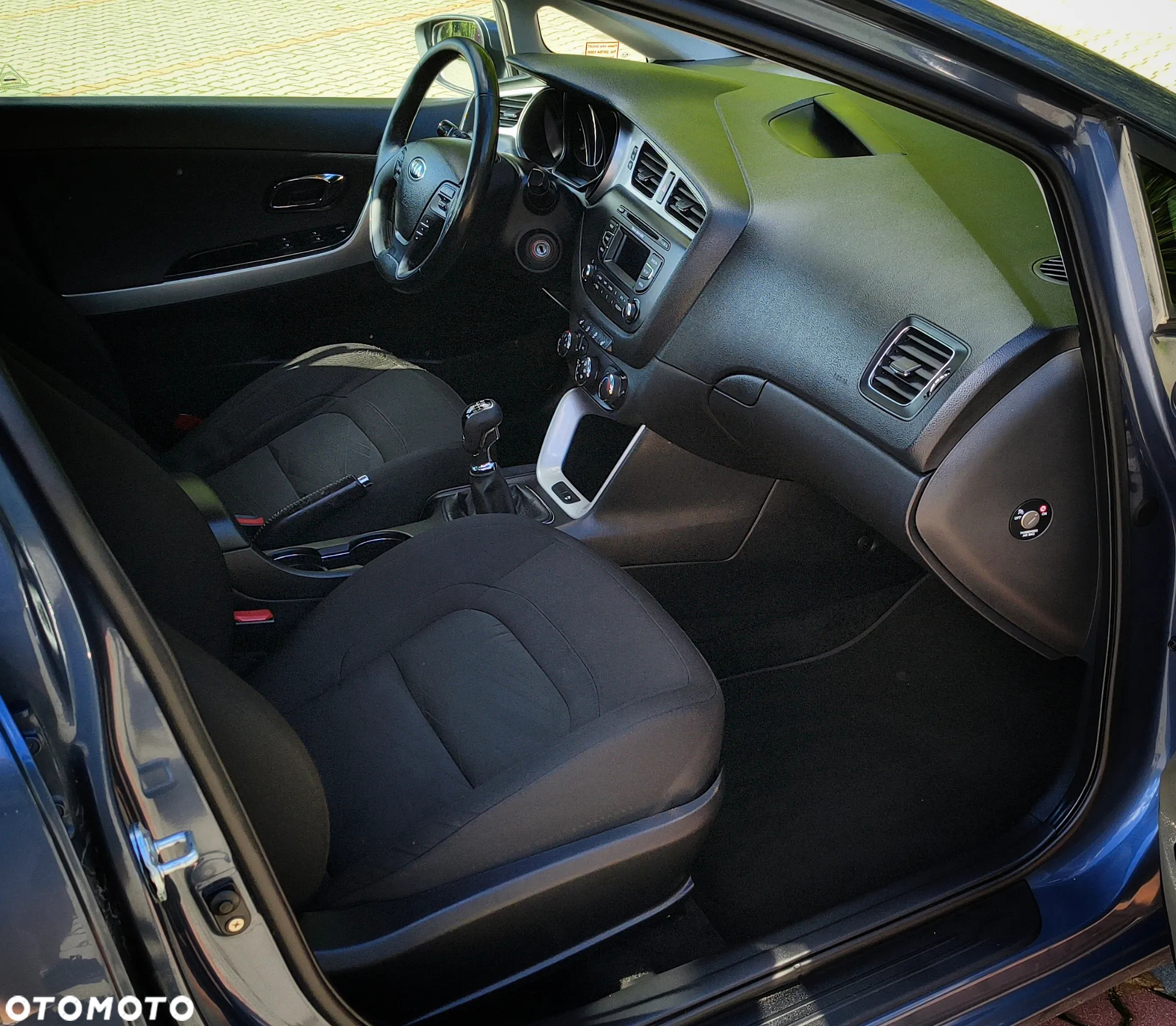 Kia Ceed - 9
