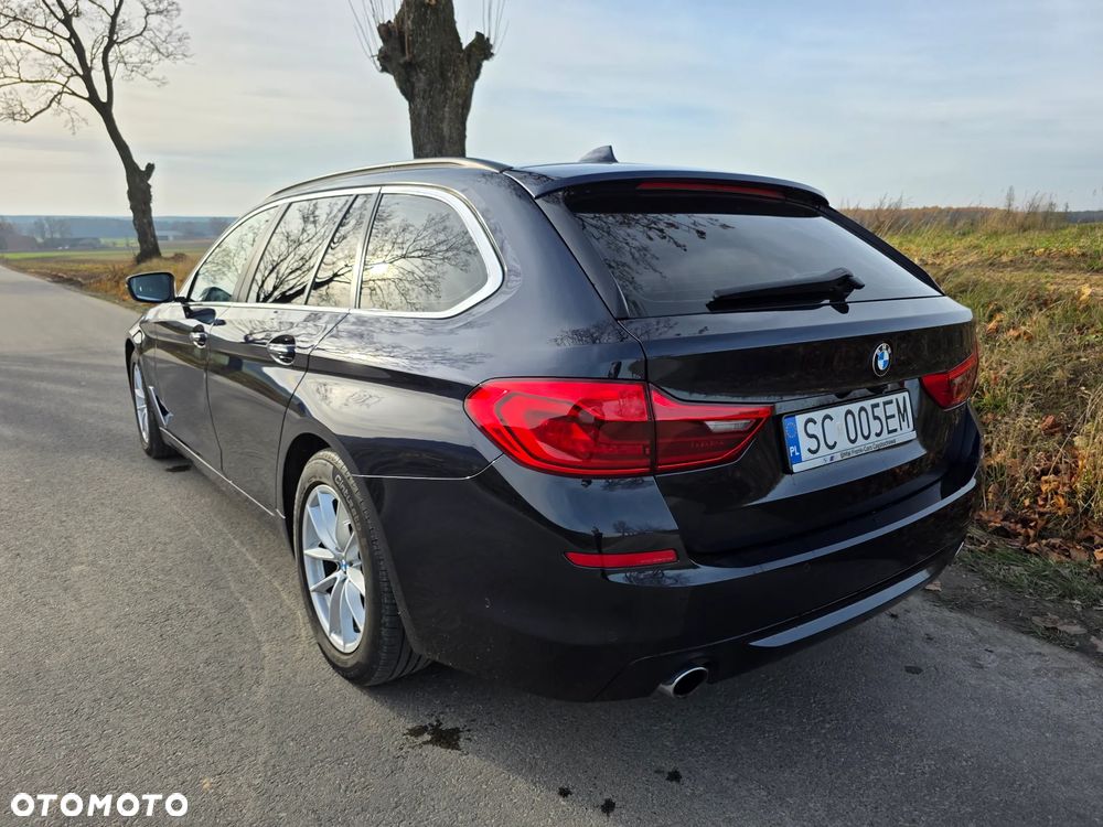 BMW Seria 5 530i Luxury Line - 4
