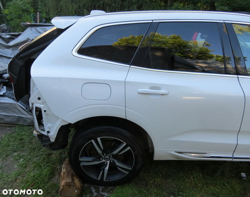 VOLVO XC60 II LAKIER 707-46 2.0 D5 D4204T14 NA CZĘŚCI - 10