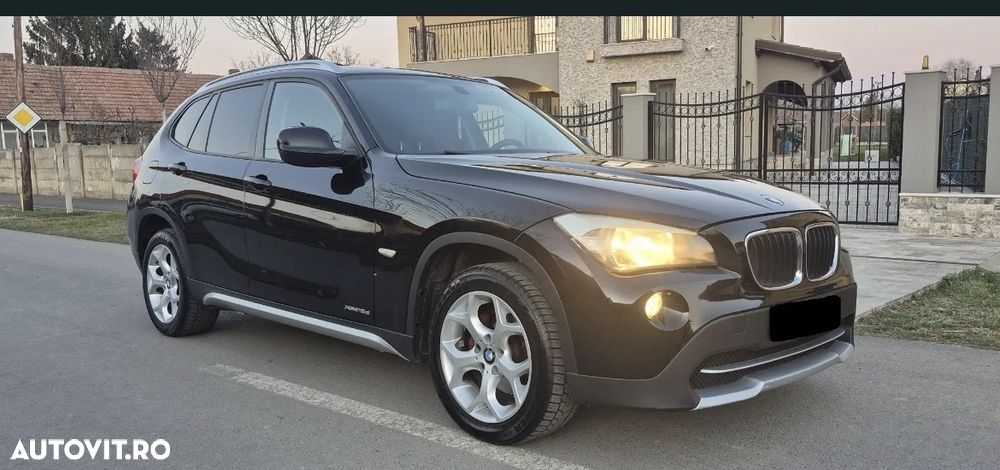 BMW X1 xDrive18d Aut. Sport Line - 1