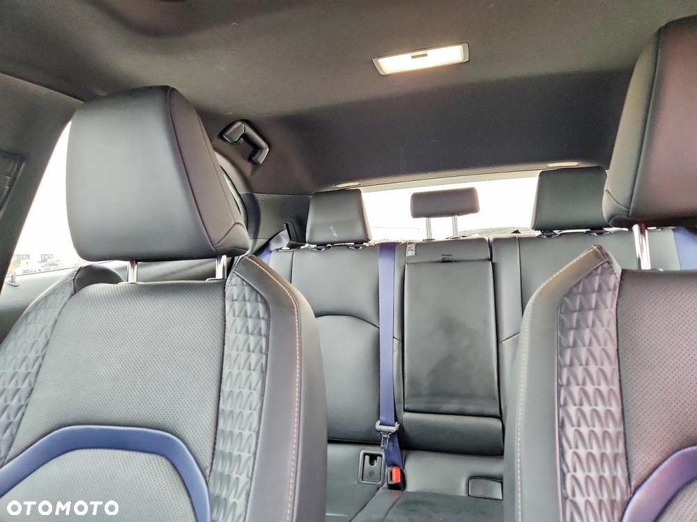 Lexus UX - 9