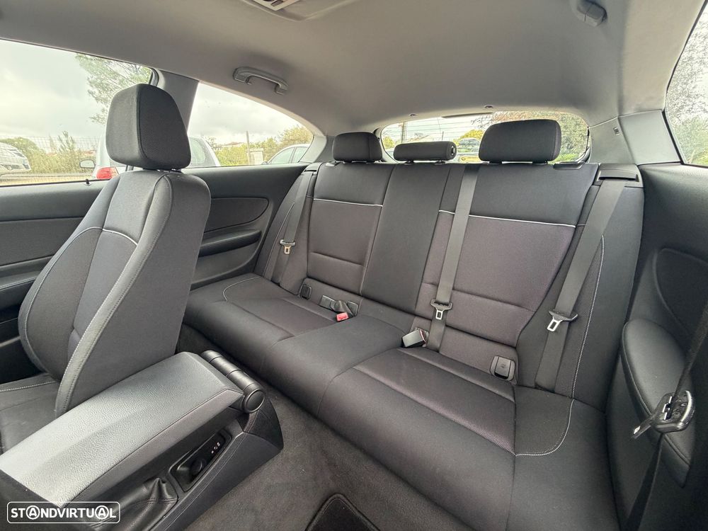 BMW 118 d - 12