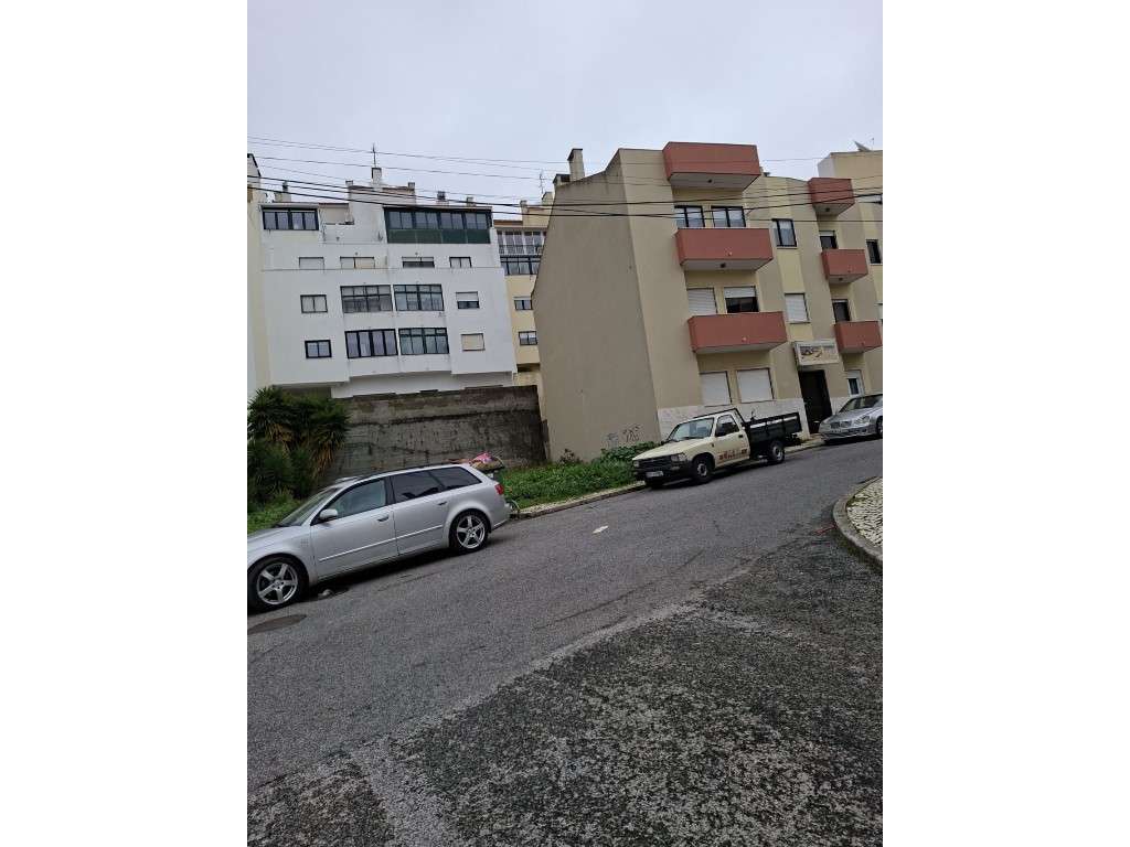 Lote de Terreno para Construção em Famões - Grande imagem: 5/5