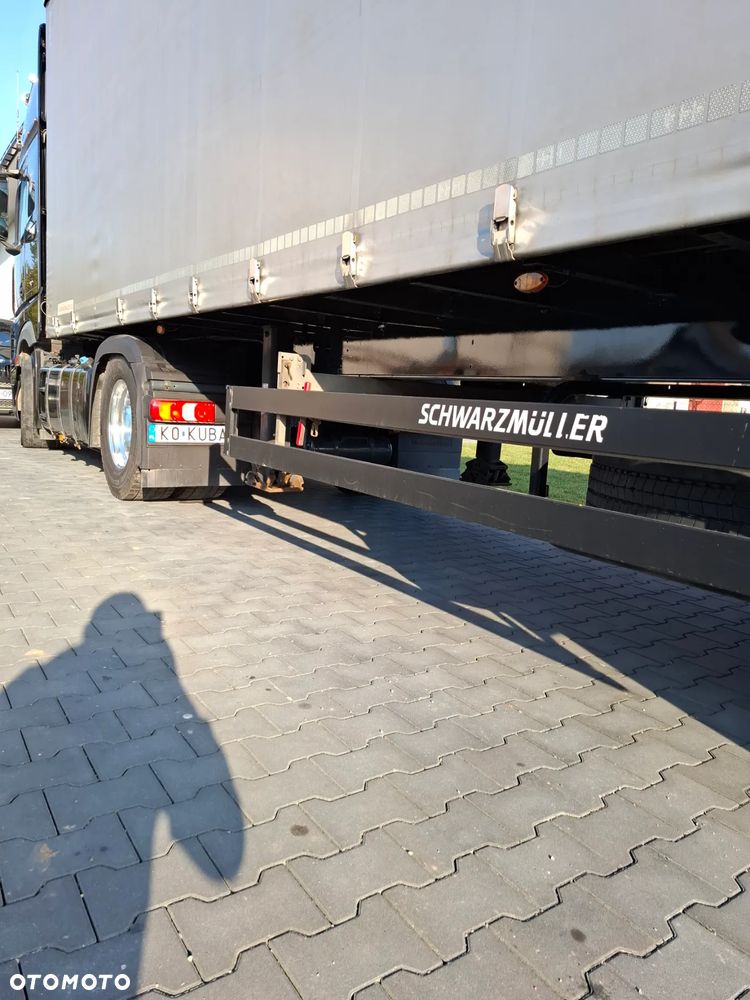 Schwarzmuller - 40