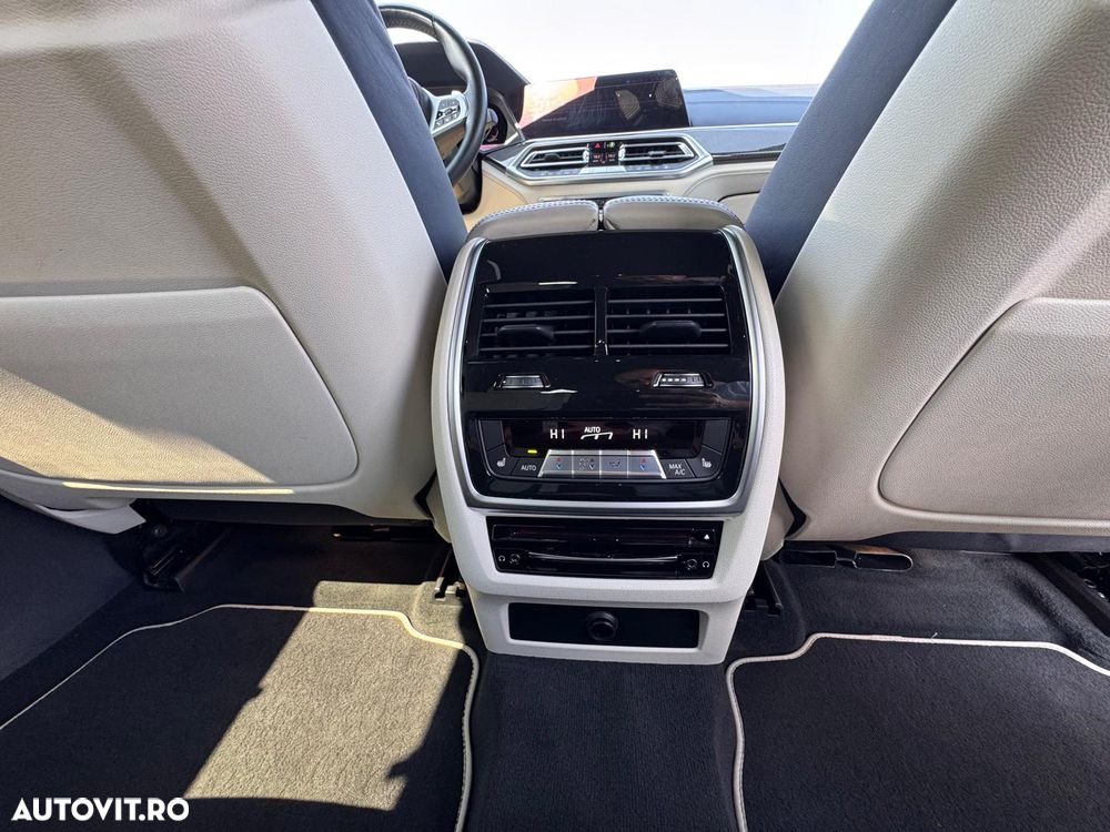 BMW X6 xDrive40i AT MHEV - 23