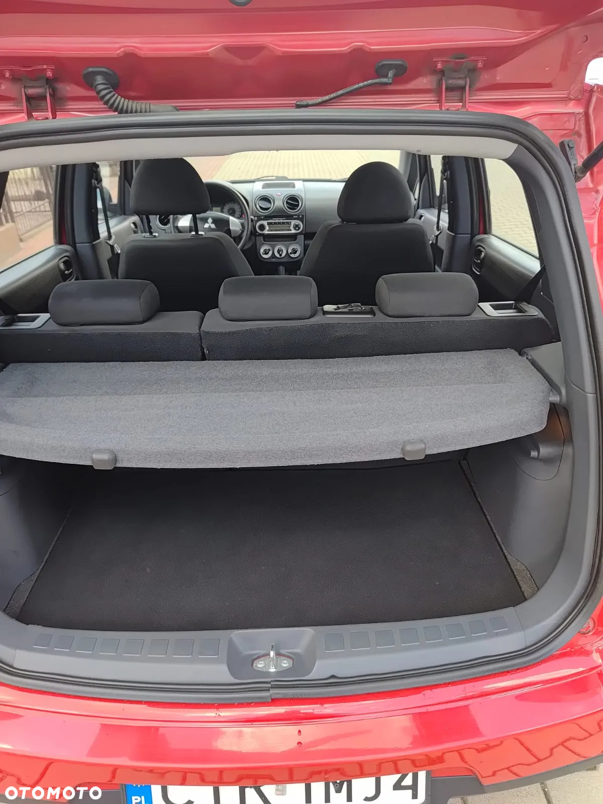Mitsubishi Colt - 12