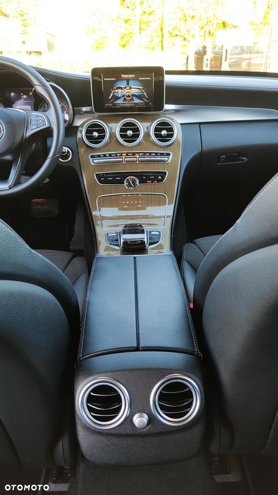 Mercedes-Benz Klasa C 200 (BlueTEC) d T 7G-TRONIC Avantgarde - 9