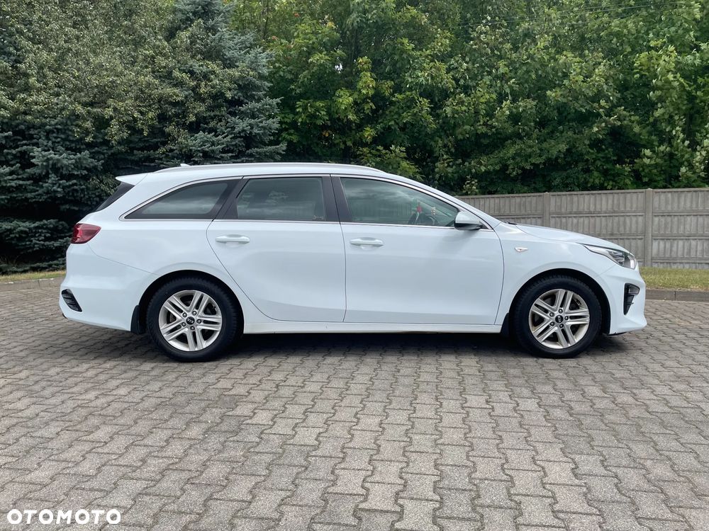 Kia Ceed 1.5 T-GDI M - 6