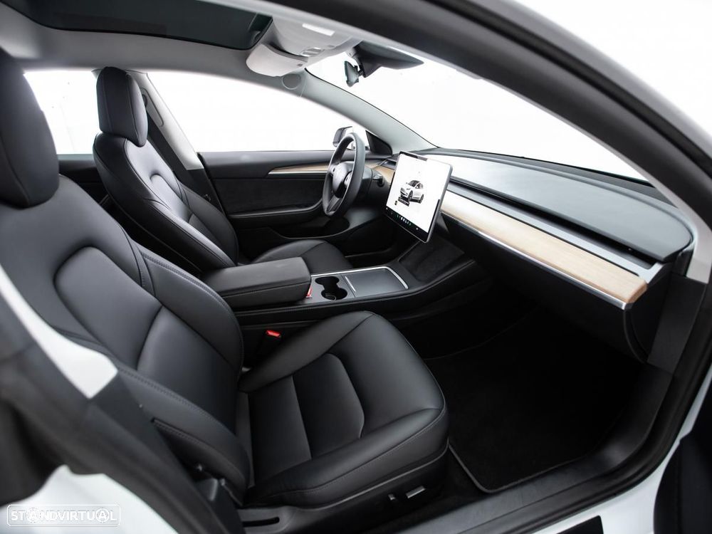 Tesla Model 3 Standard Range Plus RWD - 11