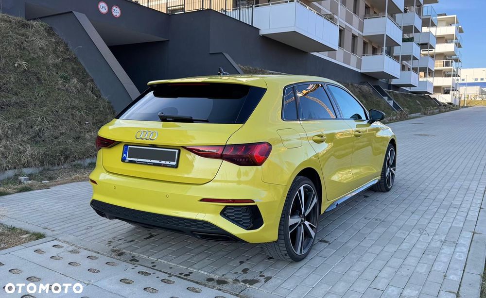 Audi A3 Sportback - 4