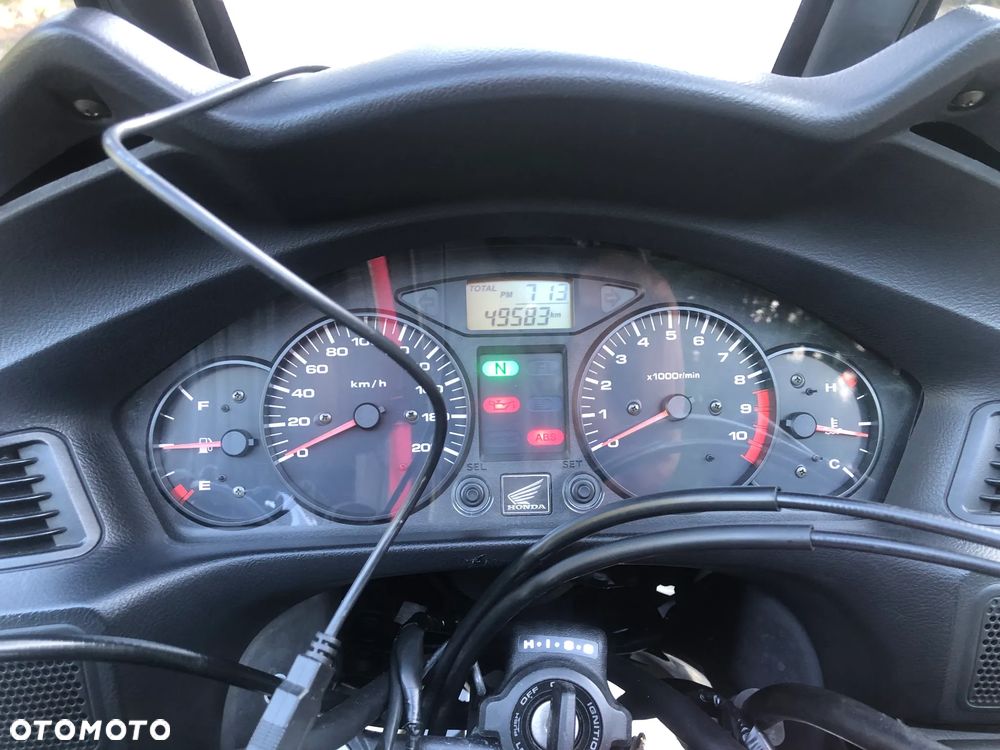 Honda NT - 9