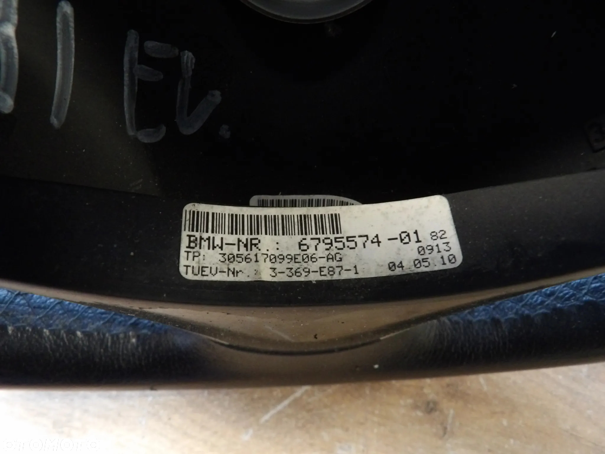 BMW - E91 - KIEROWNICA MULTIFUNKCYJNA - DO OBSZYCIA - 6795574 - 4