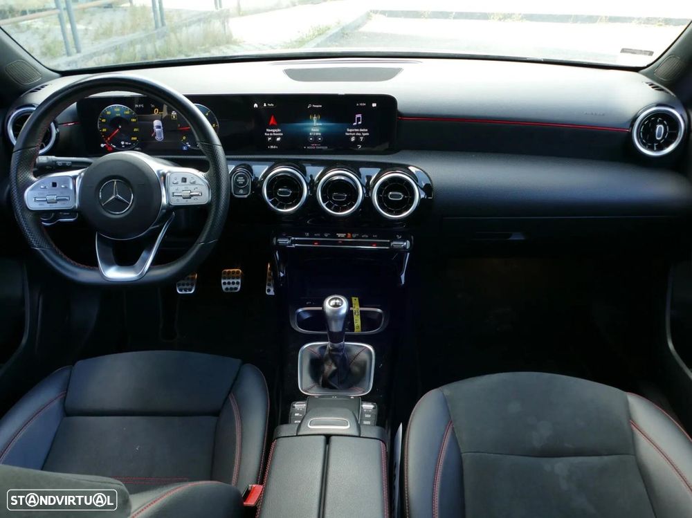 Mercedes-Benz A 180 d AMG Line - 38