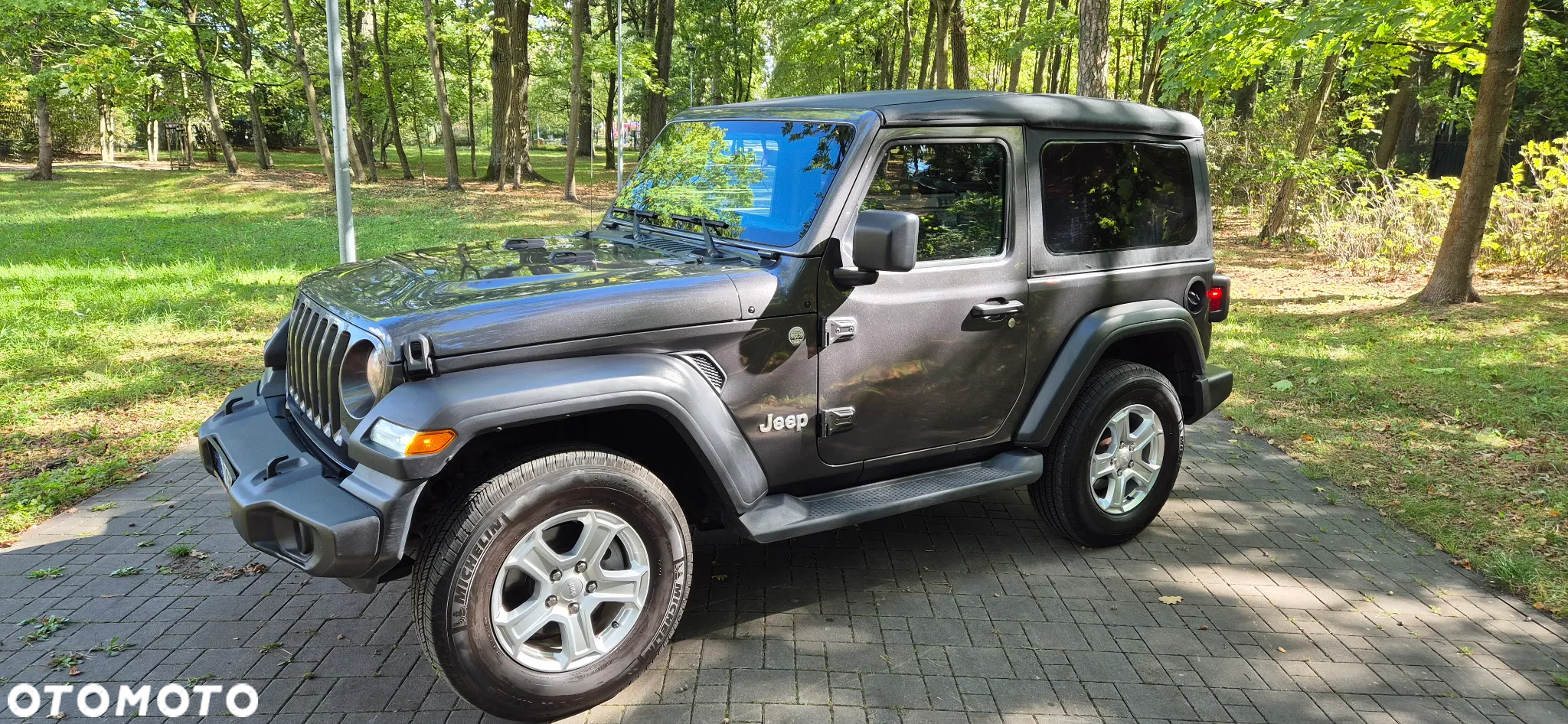 Jeep Wrangler - 19
