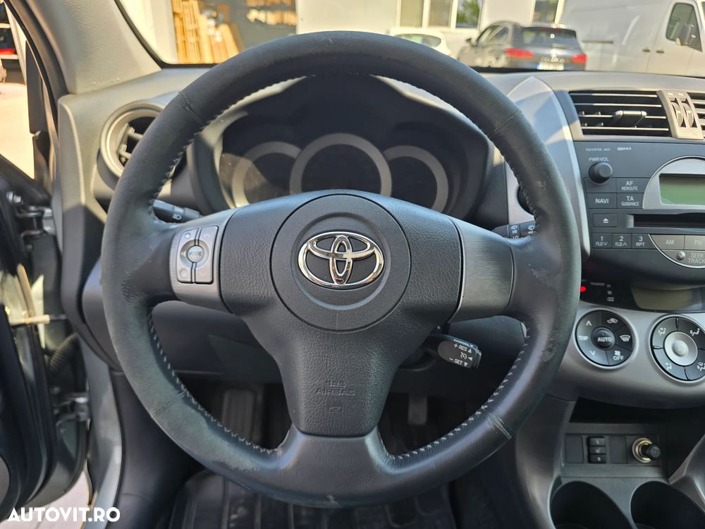 Toyota RAV4 - 19