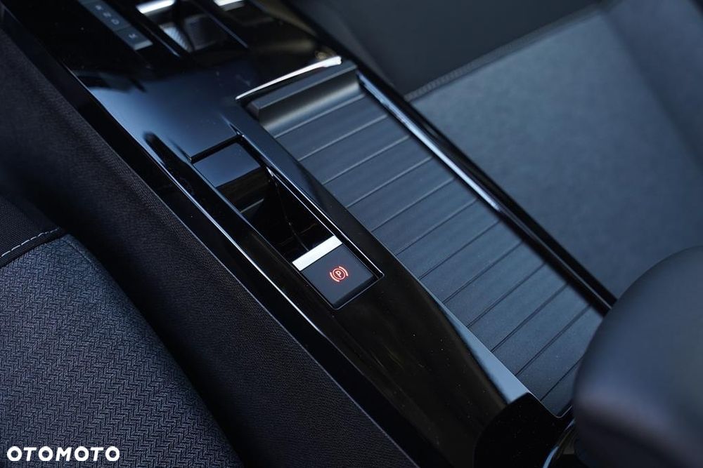 Citroën C4 1.2 mHEV You eDCT6 - 22