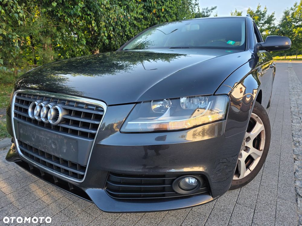 Audi A4 Avant - 1