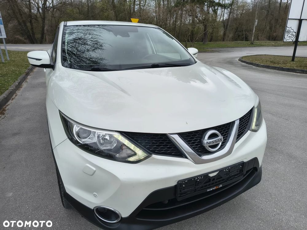 Nissan Qashqai 1.2 DIG-T 360 - 2