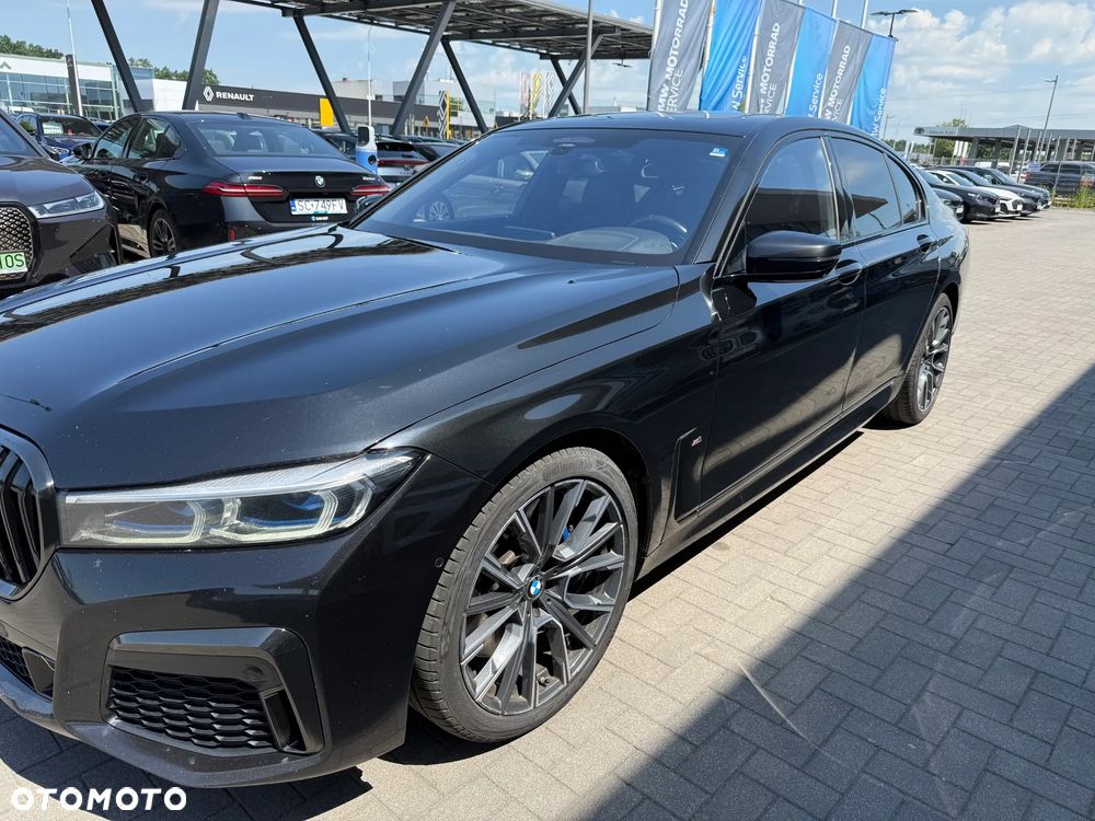 BMW Seria 7 750i xDrive sport - 2