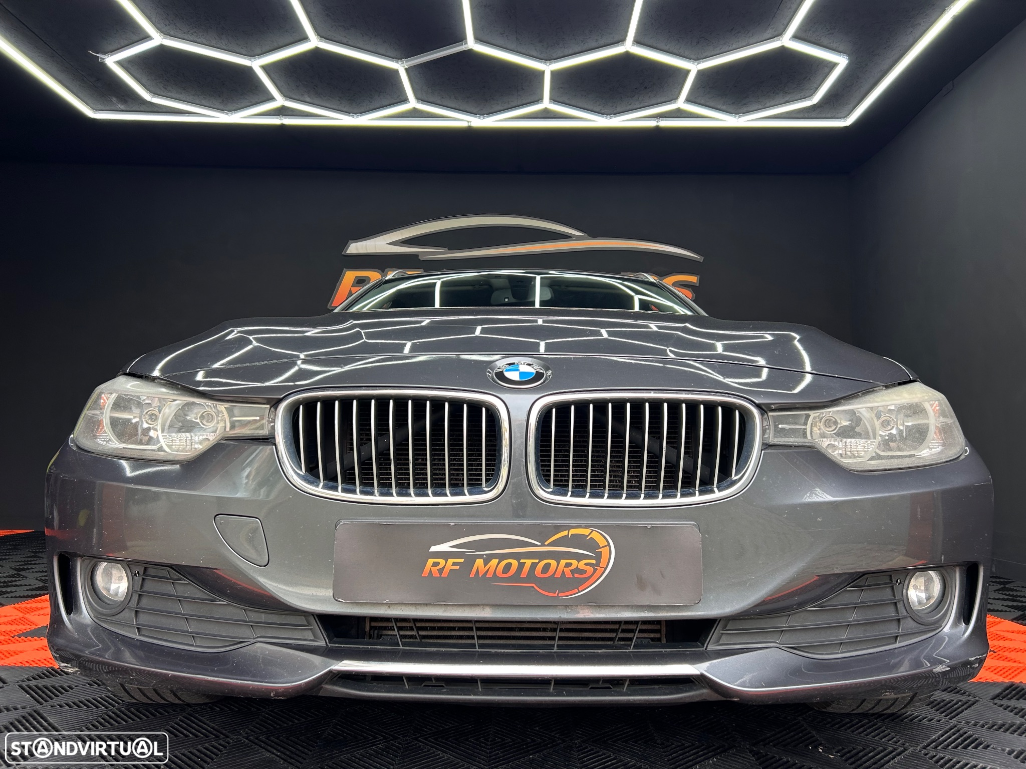 BMW 318 d Touring Navigation - 16