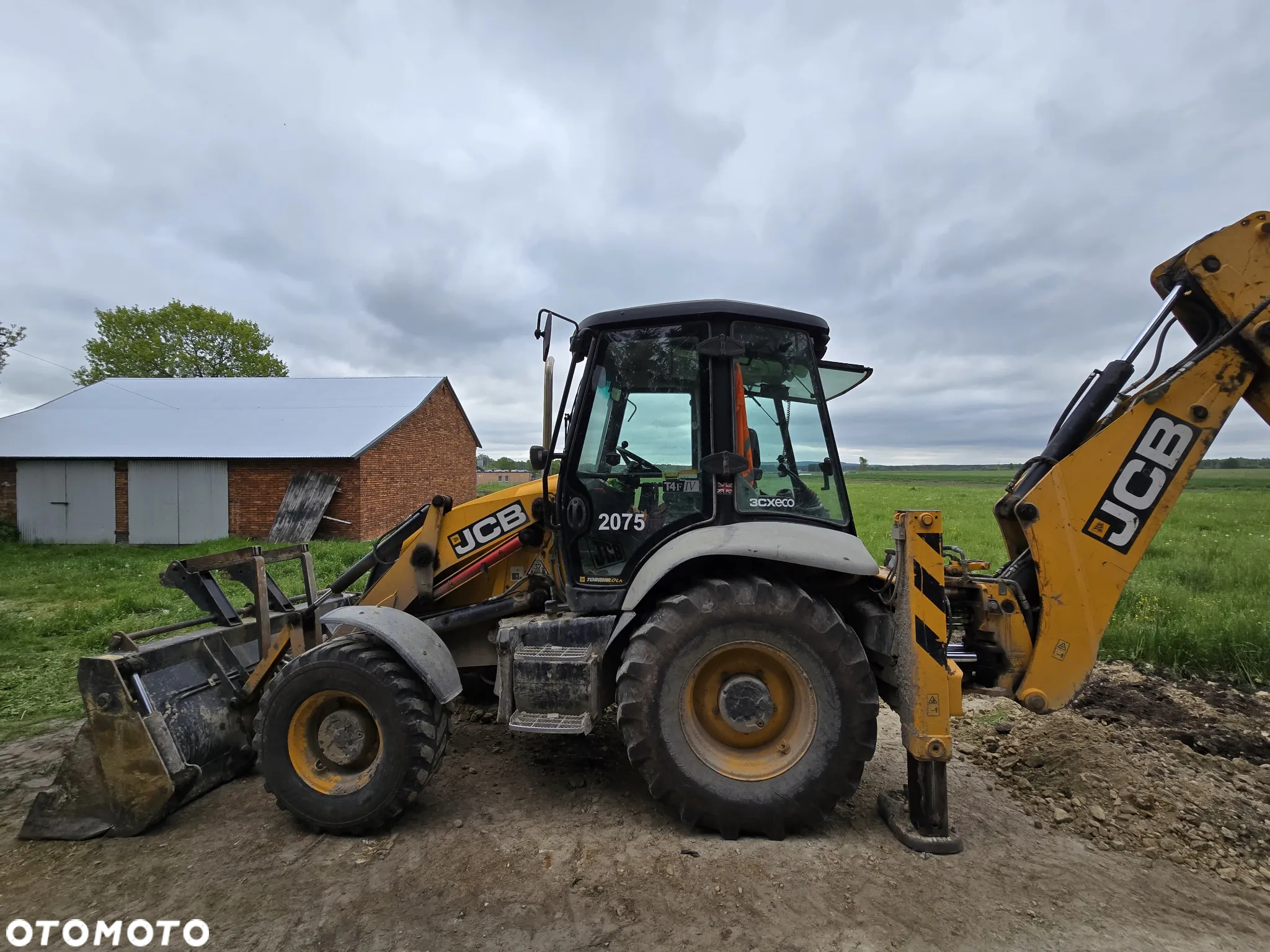 JCB 3CX - 4