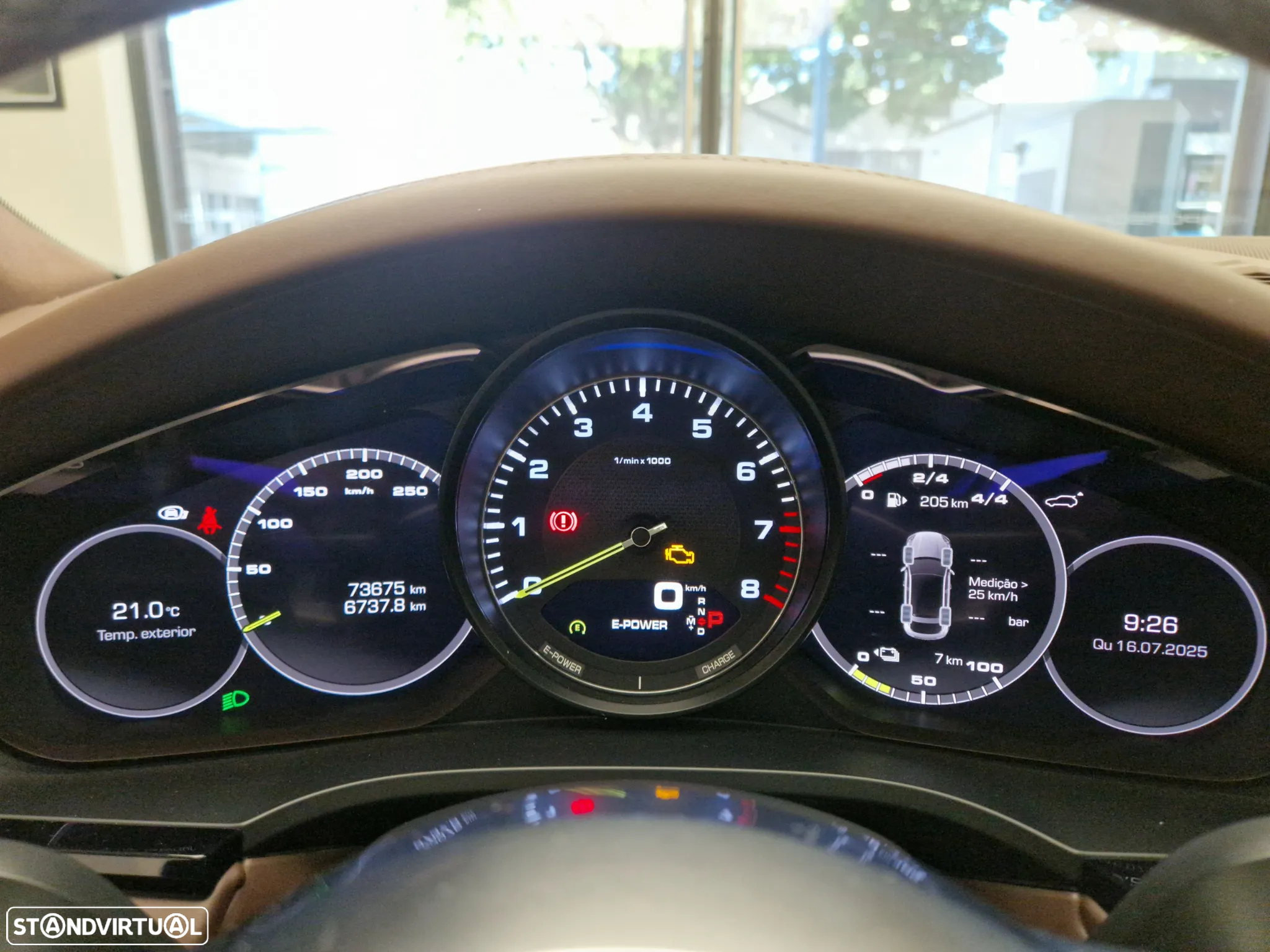 Porsche Cayenne Coupé E-Hybrid - 19