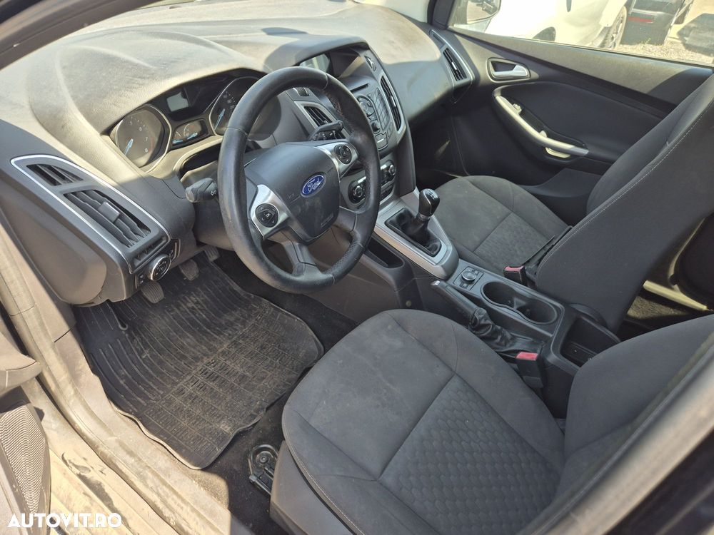 Dezmembram Ford Focus 3 2012 1.0 Ecoboost Euro 5 - 5
