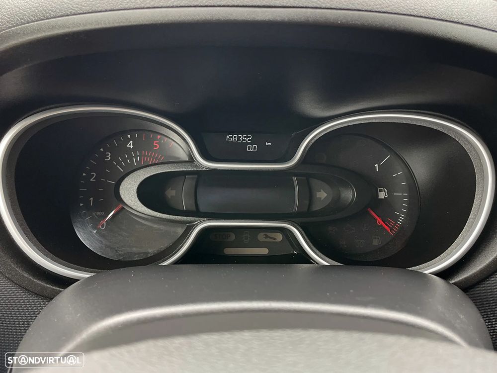 Renault Trafic 2.0 dCi IVA Dedutível - 34