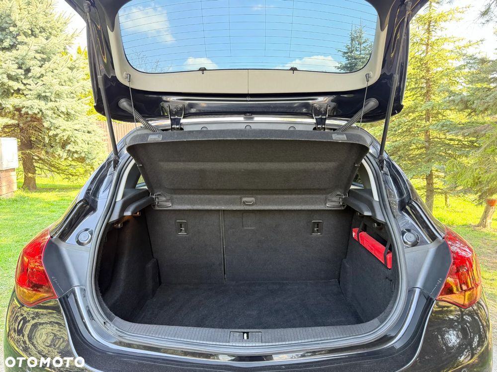 Opel Astra 1.4 Turbo Cosmo - 34