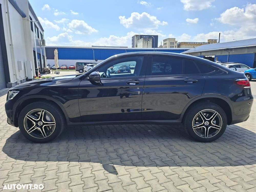 Mercedes-Benz GLC Coupe 300 de 4Matic 9G-TRONIC AMG Line - 11