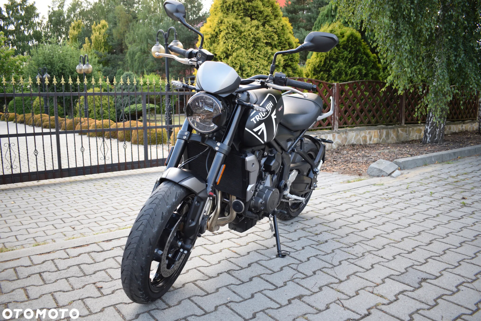 Triumph Trident - 26